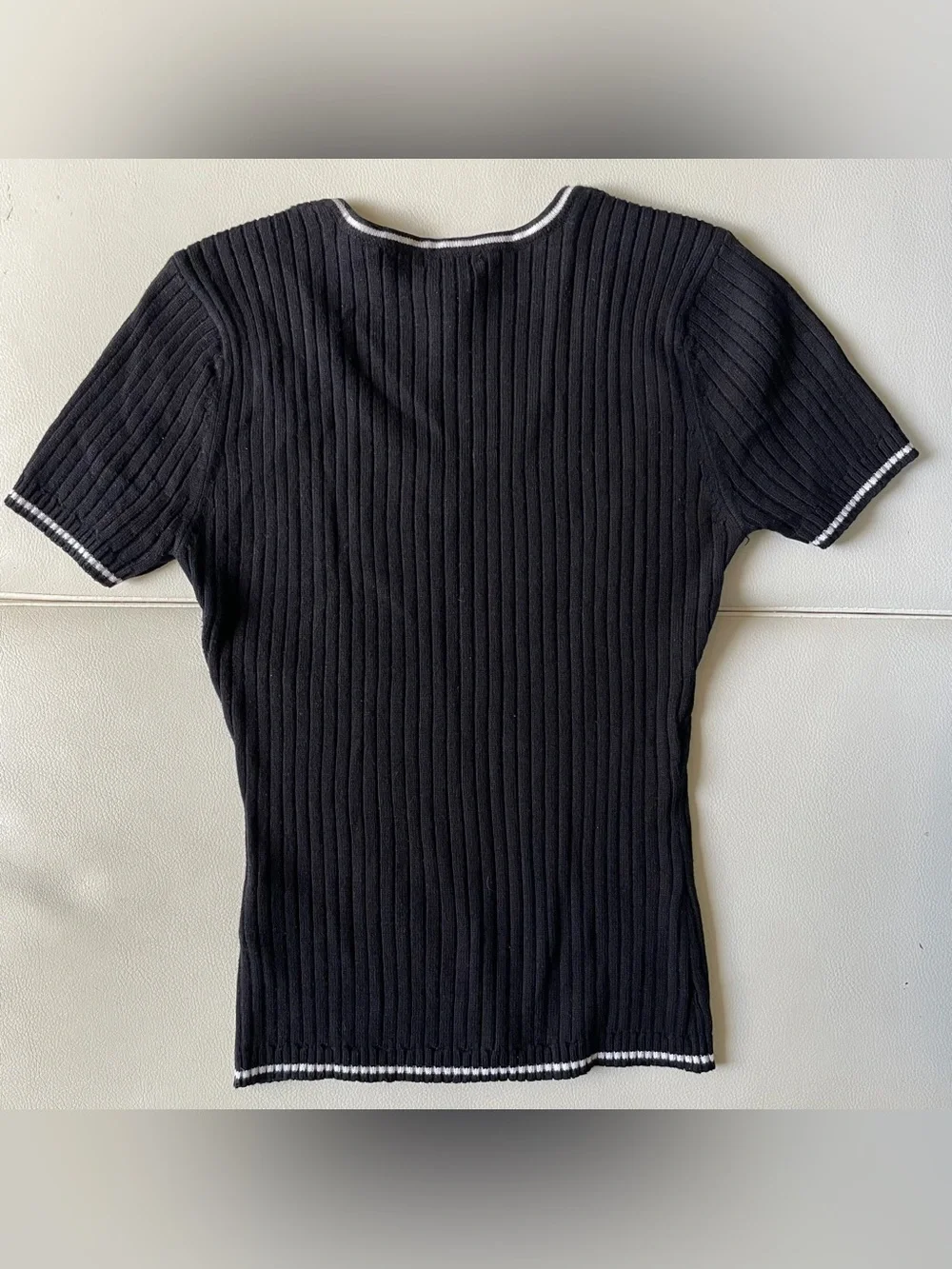 Guess Jeans Knit Black Top Size Small